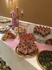 Chicago sweets table