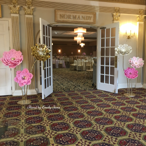 Giant free standing paper flowers